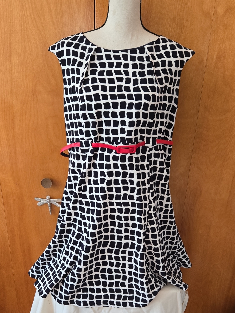 Black & White Geometric Dress with Pink Belt